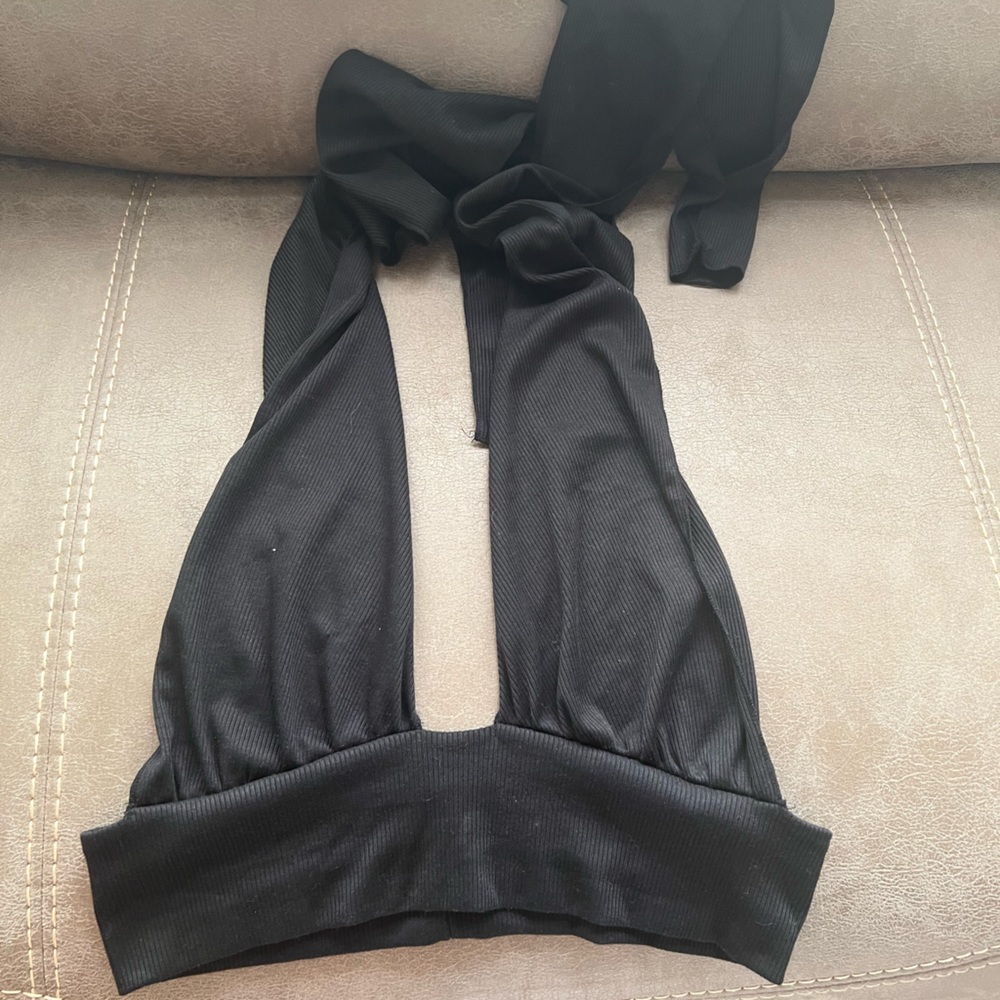 Tie neck crop top